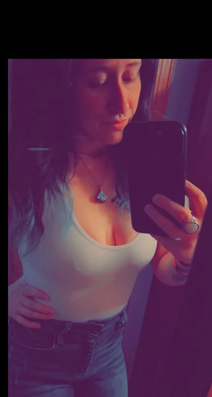 Tastystacie69 OnlyFans Profile Tastystacie69 OnlyFans Curvy Milf