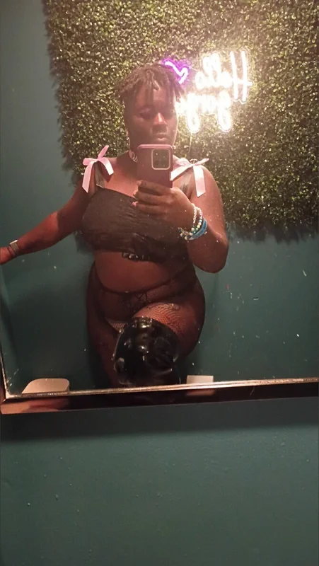 Tatted (Lucy the XXX Hoochi) - OnlyFans Creator Profile Picture