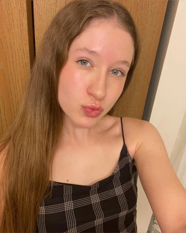 Taya OnlyFans Creator Taya OnlyFans creator with a big ass