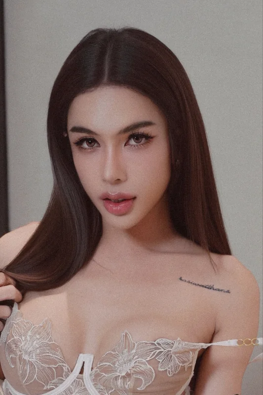 Teacherpraew OnlyFans profile