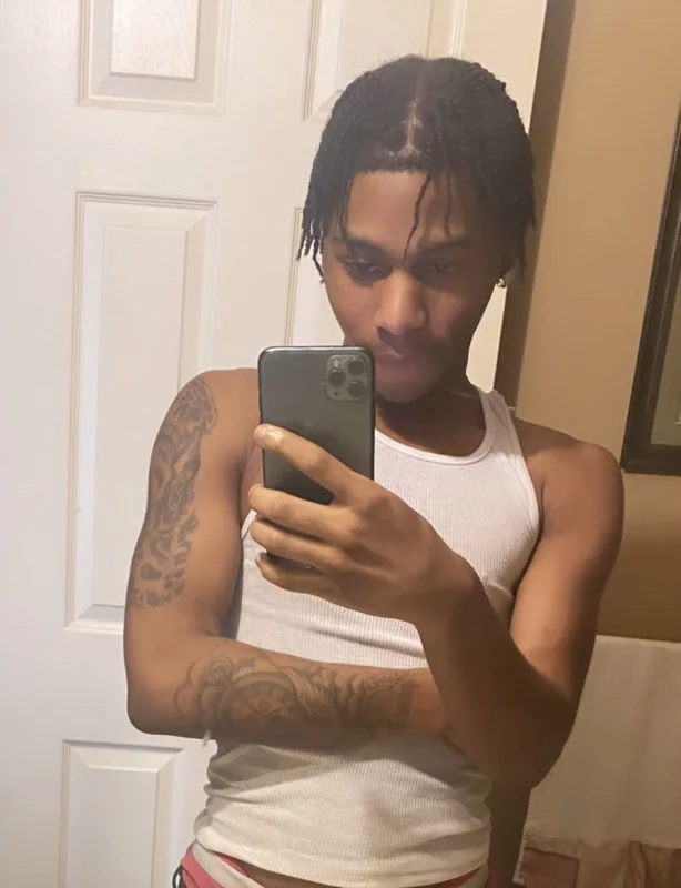 Tee Shlongz - OnlyFans Creator Profile Picture