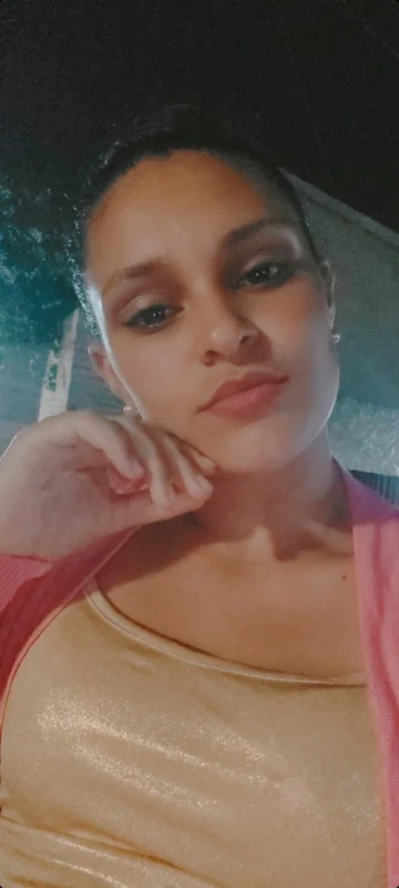 tender girl OnlyFans profile