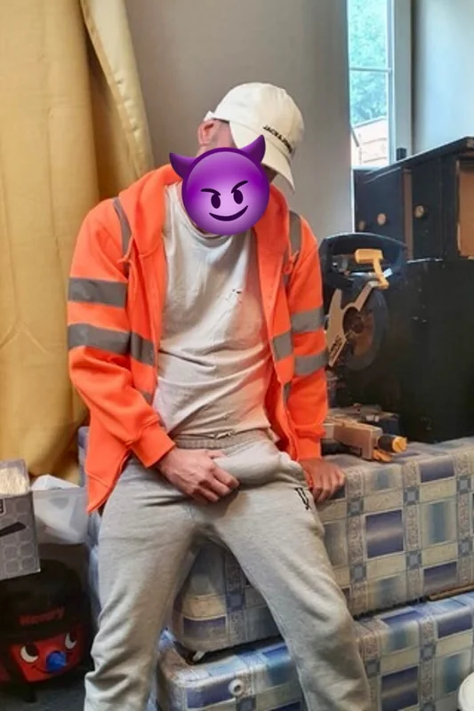 Teninchdaddy22 OnlyFans Hung top lad
