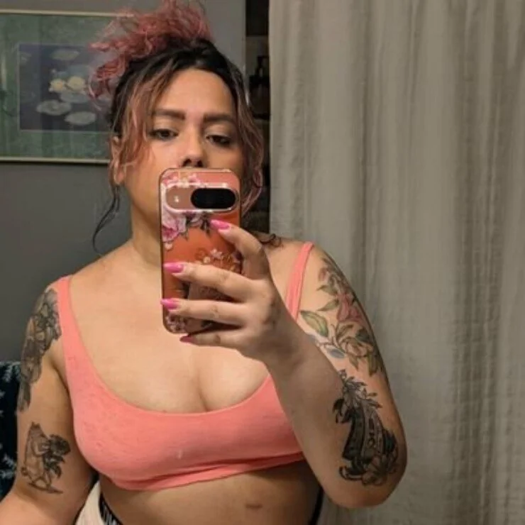 Zara OnlyFans profile