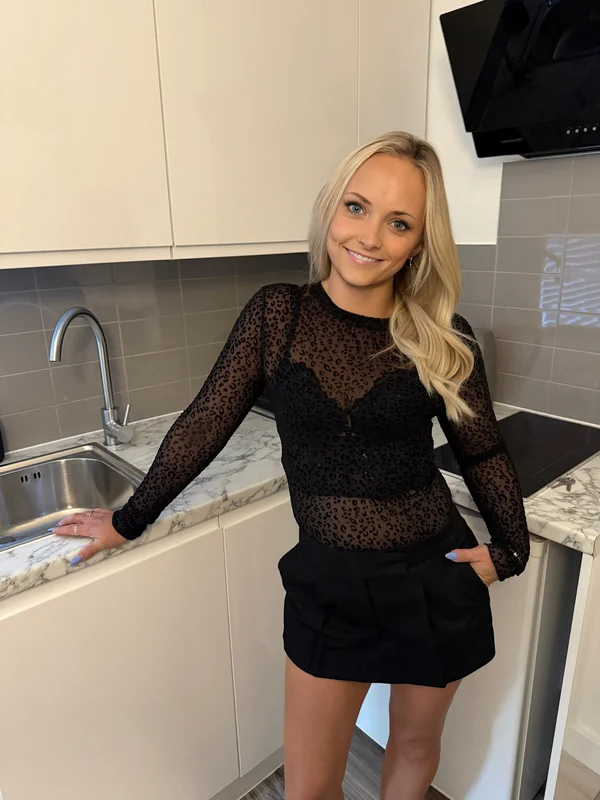 Thepetitevixen OnlyFans Profile Thepetitevixen OnlyFans creator and British hotwife