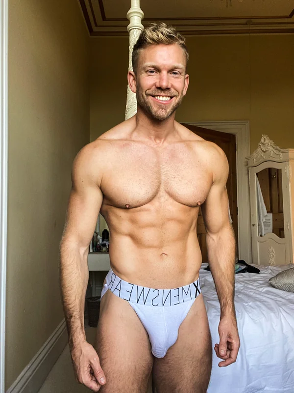 Thecoachxxx OnlyFans creator with exclusive content