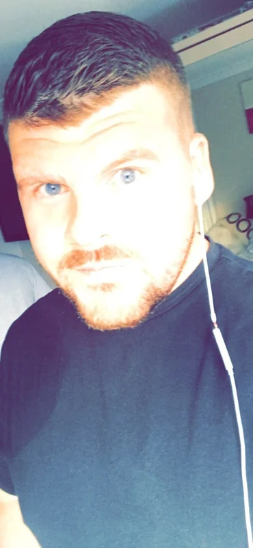 Theguynextdoorr33 OnlyFans creator with engaging content