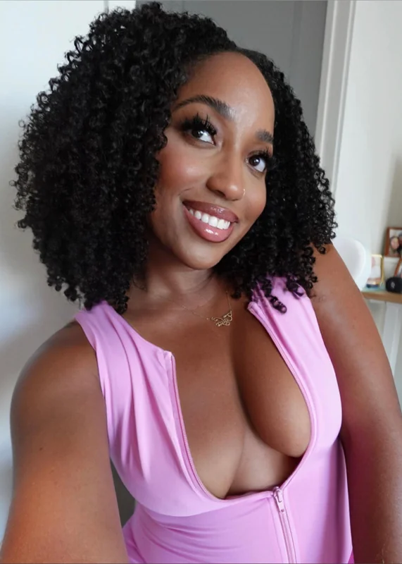 Rey OnlyFans creator with exclusive content