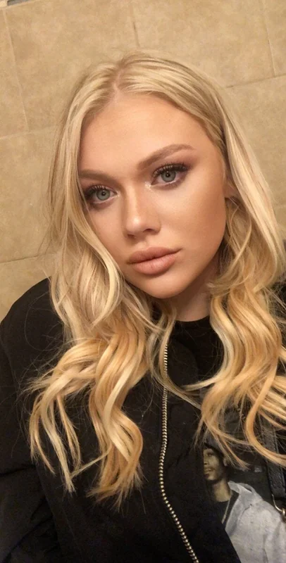 Sophia Rose - OnlyFans Creator Profile Picture