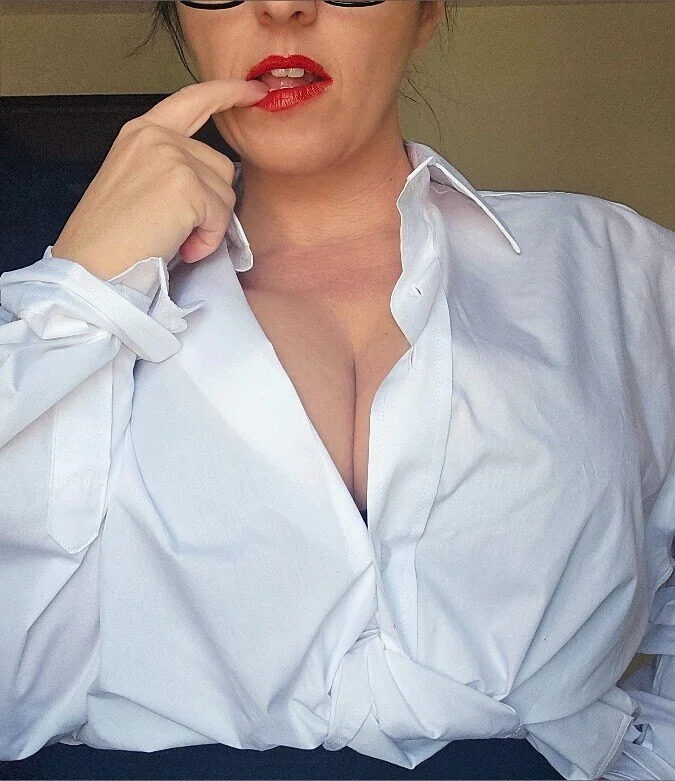 TheVintageGoddess OnlyFans profile