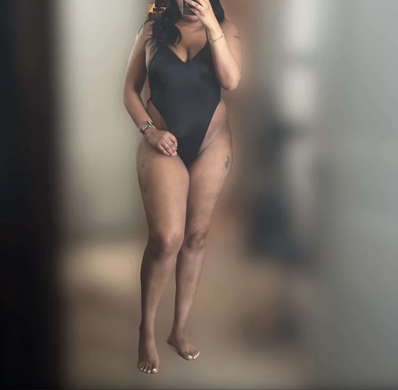 Thick Nicki OnlyFans Creator Thick Nicki OnlyFans curvy creator