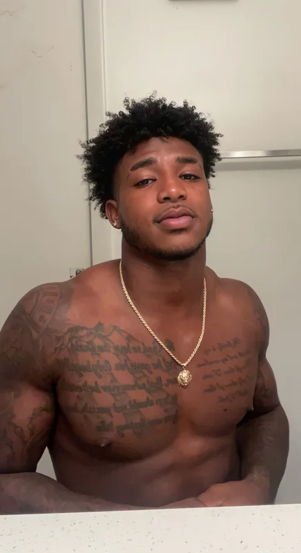 Jay OnlyFans Profile Jay on OnlyFans showcasing casual male-model content.