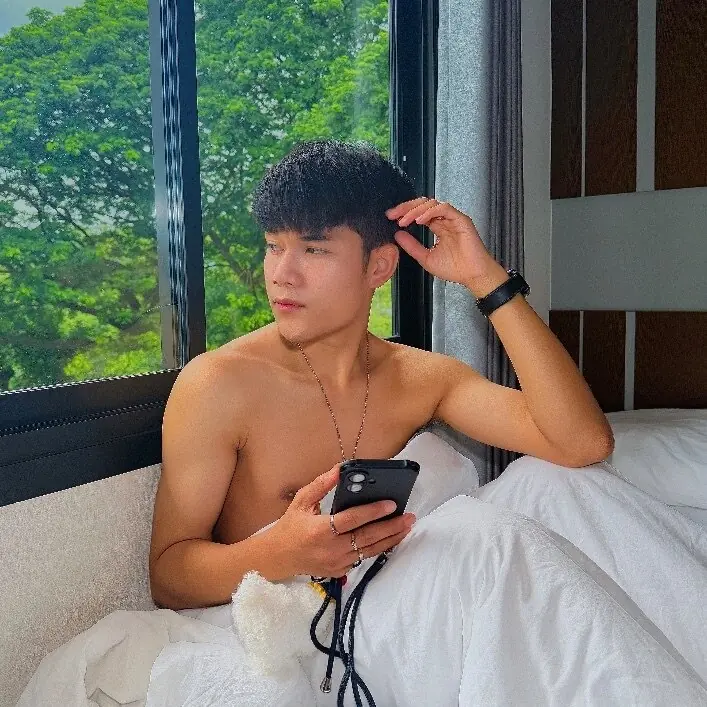 THOPOFFICIAL OnlyFans Profile THOPOFFICIAL OnlyFans creator from Thailand