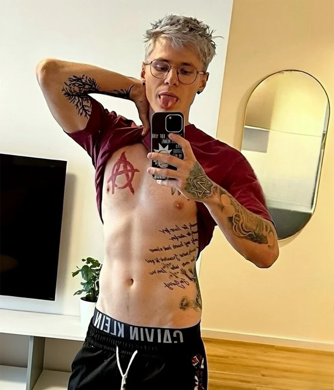 Tobiass OnlyFans profile