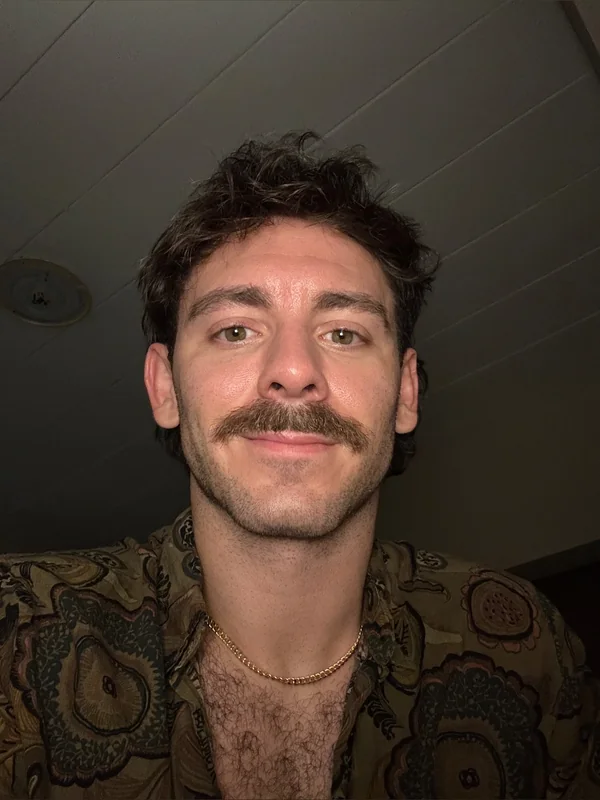 Tom Sellex - OnlyFans Creator Profile Picture