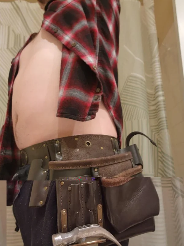 Toolbeltsanddadbods - OnlyFans Creator Profile Picture