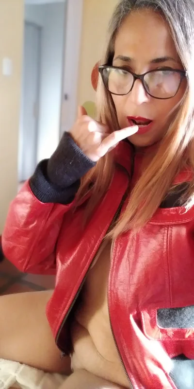 Isahot OnlyFans Creator Isahot OnlyFans creator with unique content