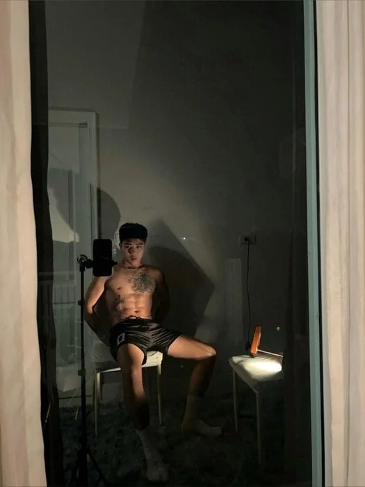 Benz OnlyFans Profile Benz OnlyFans creator from Bangkok with exclusive content