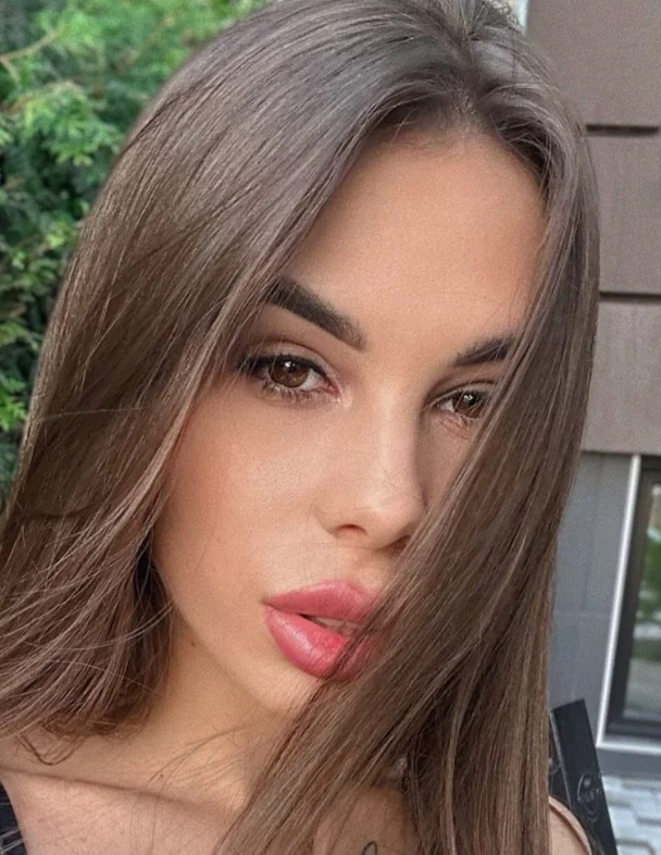 Tori Collins ✨ OnlyFans profile