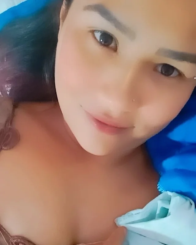 LY OnlyFans profile