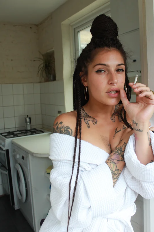 U37708683 OnlyFans Profile U37708683 OnlyFans nude model and artist