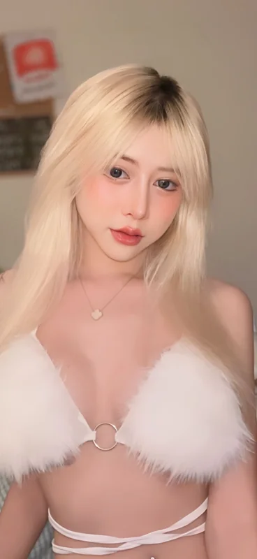 Kanom OnlyFans profile