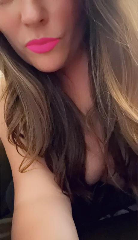 Layla<3 Profile on OnlyFans Layla<3 OnlyFans creator offering relationship advice