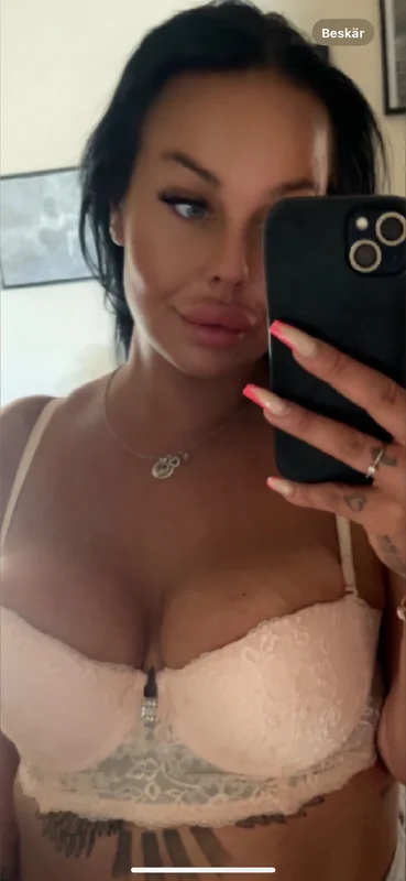 Mik OnlyFans profile
