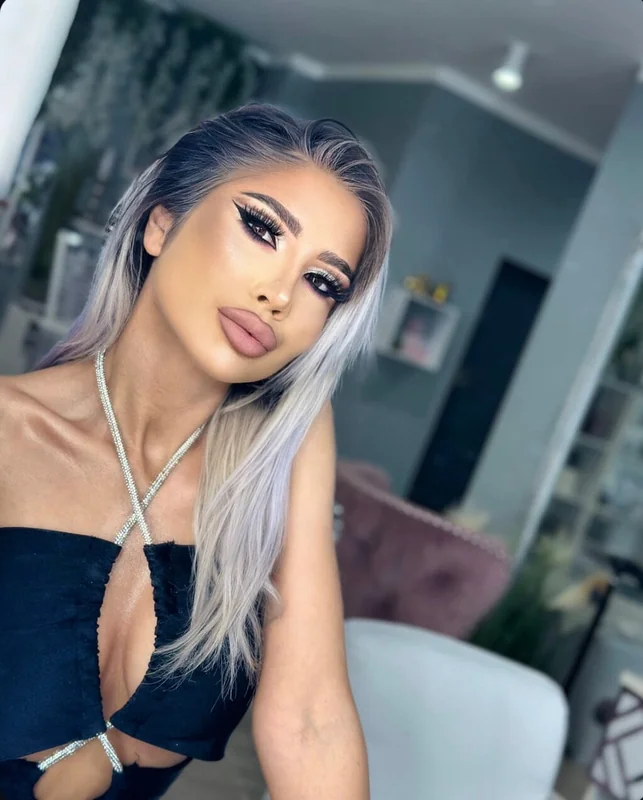 Delizz OnlyFans Profile Delizz OnlyFans creator with hot content