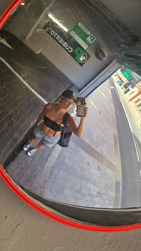 Olena OnlyFans Profile Olena OnlyFans creator sharing warmth and inspiration