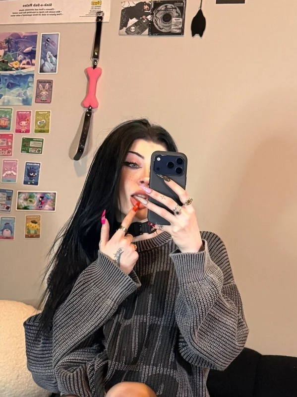 𝔯𝔞𝔶 - OnlyFans Creator Profile Picture