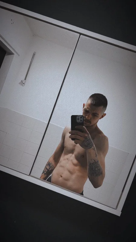 Unknowmale96 OnlyFans profile