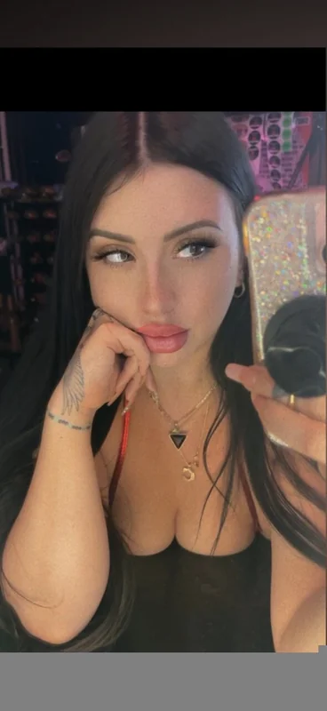 Caprice Gauthier OnlyFans bikini barista