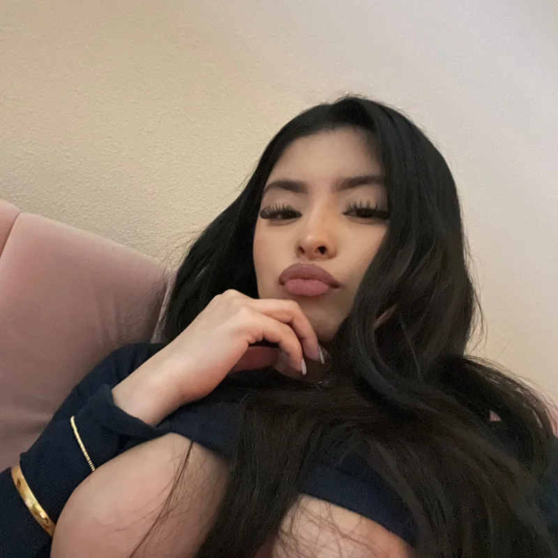 dayze vana OnlyFans Profile dayze vana OnlyFans playful girlfriend vibe