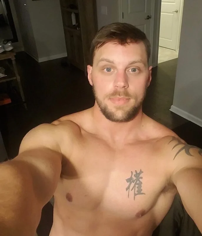 Usmcbandit13 OnlyFans Profile Usmcbandit13 OnlyFans athletic male creator