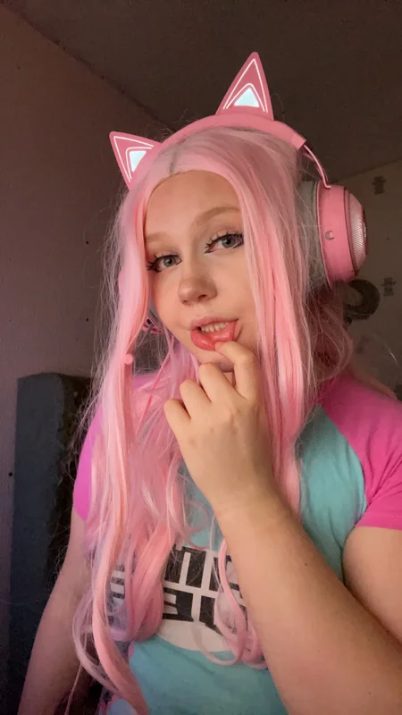 Clover OnlyFans Creator Clover OnlyFans creator with exclusive content
