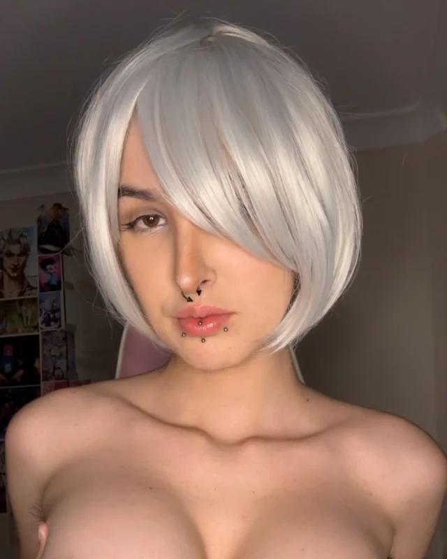 V3nomly OnlyFans cosplayer with natural D cups