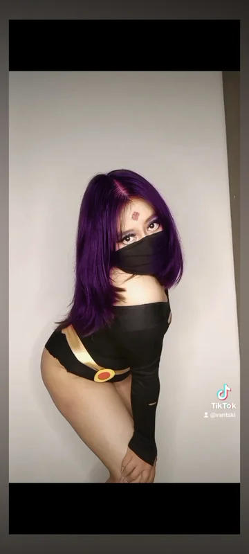Vanski OnlyFans Profile Vanski OnlyFans cosplayer and gamer