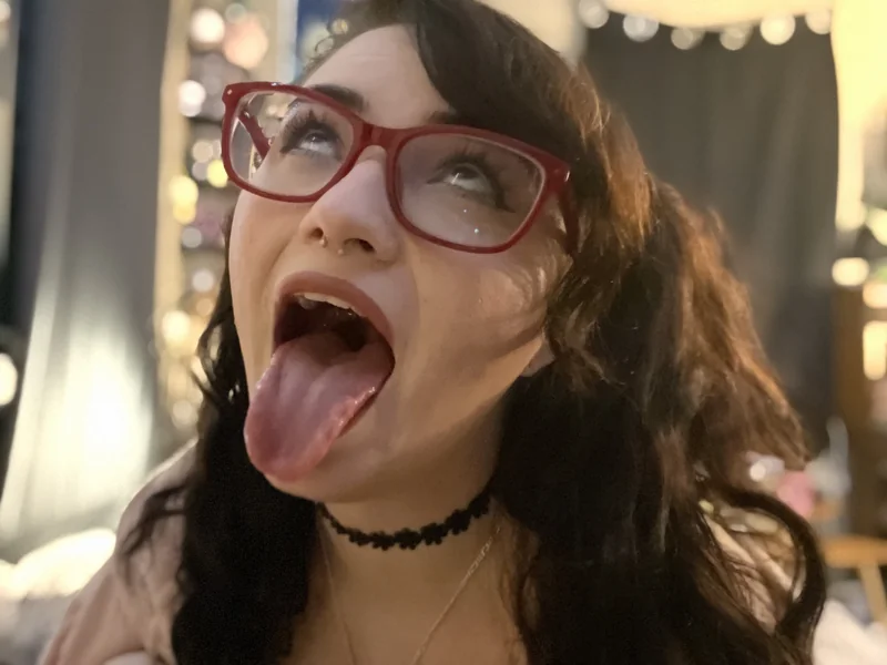Venusveria OnlyFans Profile Venusveria OnlyFans cute goth personality