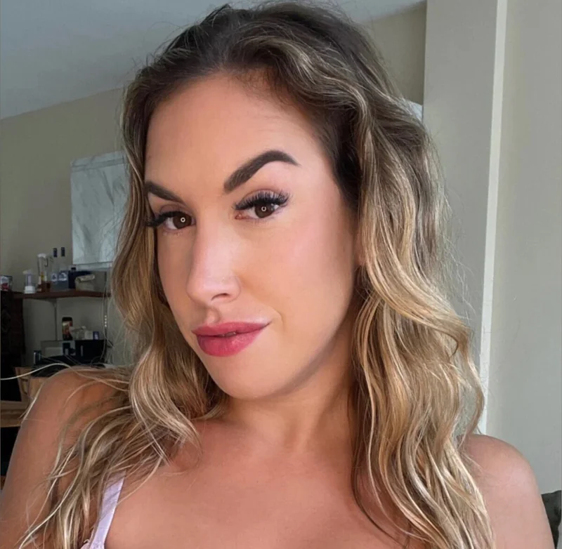 Veronika OnlyFans profile
