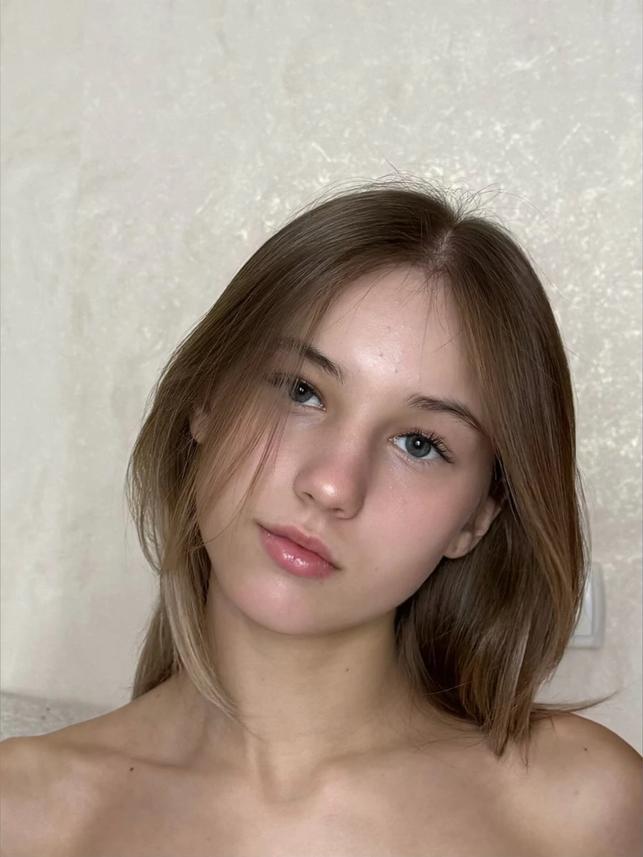 Veronika - Exclusive Exclusive Content on OnlyFans Veronika OnlyFans exclusive creator profile photo
