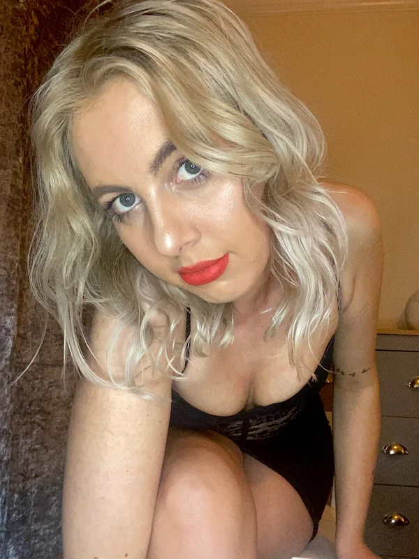 Victoria King - OnlyFans Creator Profile Picture