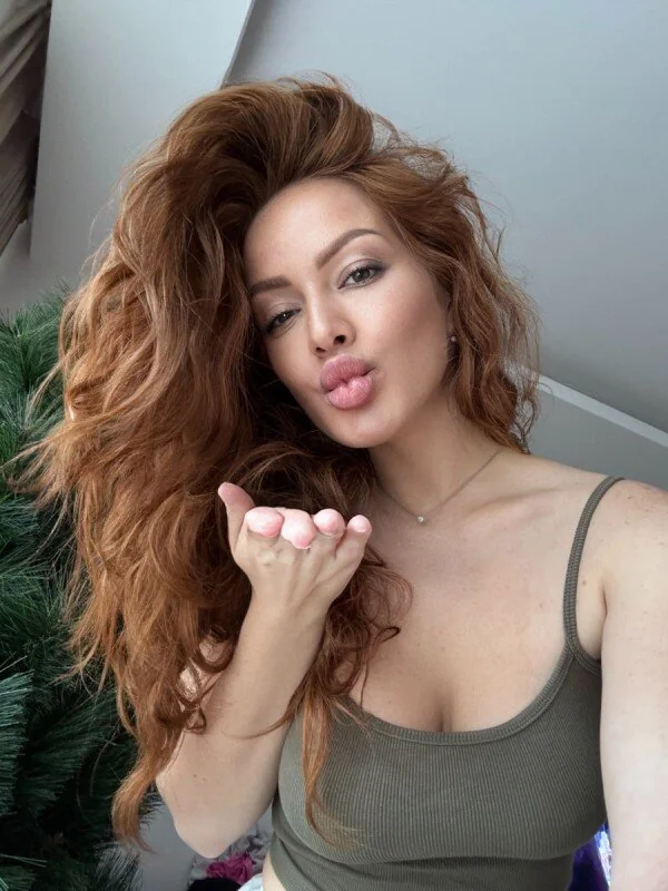 VikiVi OnlyFans Profile VikiVi OnlyFans hot ginger girl