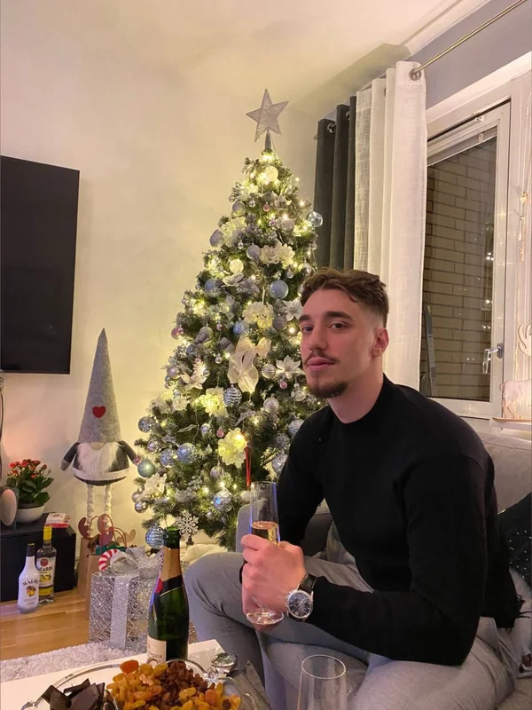 Viktor OnlyFans Profile Viktor on OnlyFans offering guidance and advice