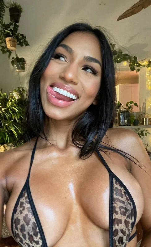 Virginia - OnlyFans Creator Profile Picture