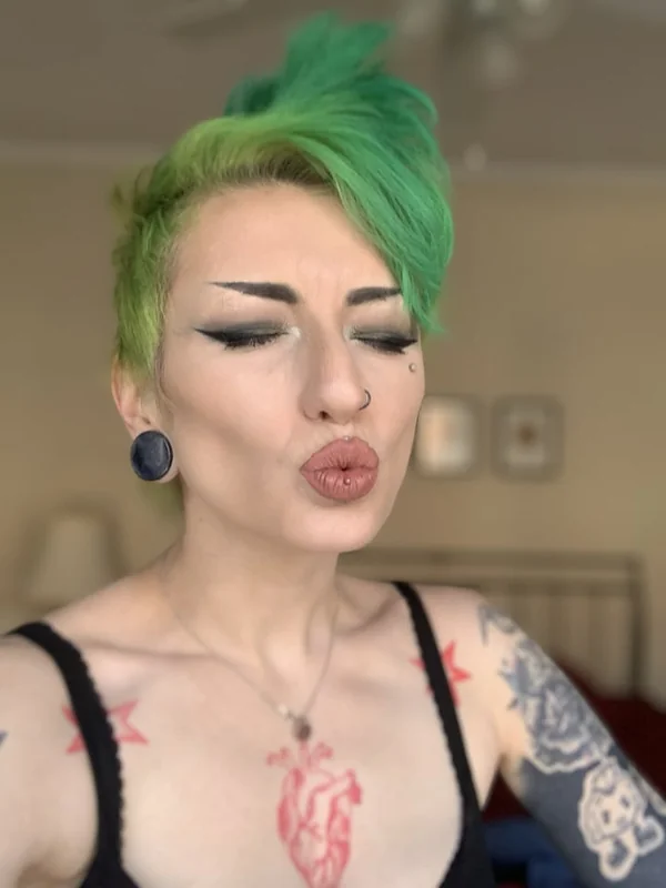 Echo Voxx Official OnlyFans Profile Echo Voxx OnlyFans model performer