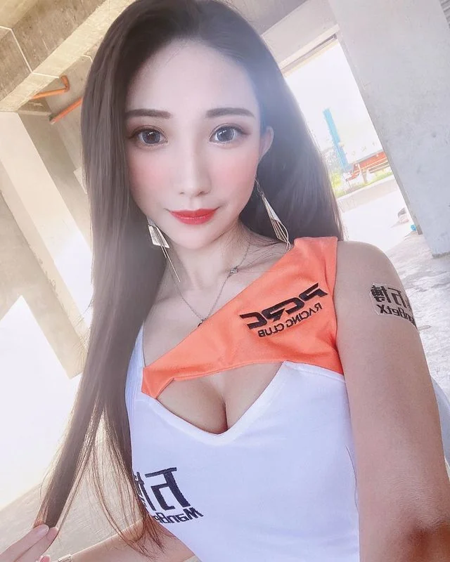 Wowiii789 OnlyFans creator with exclusive content