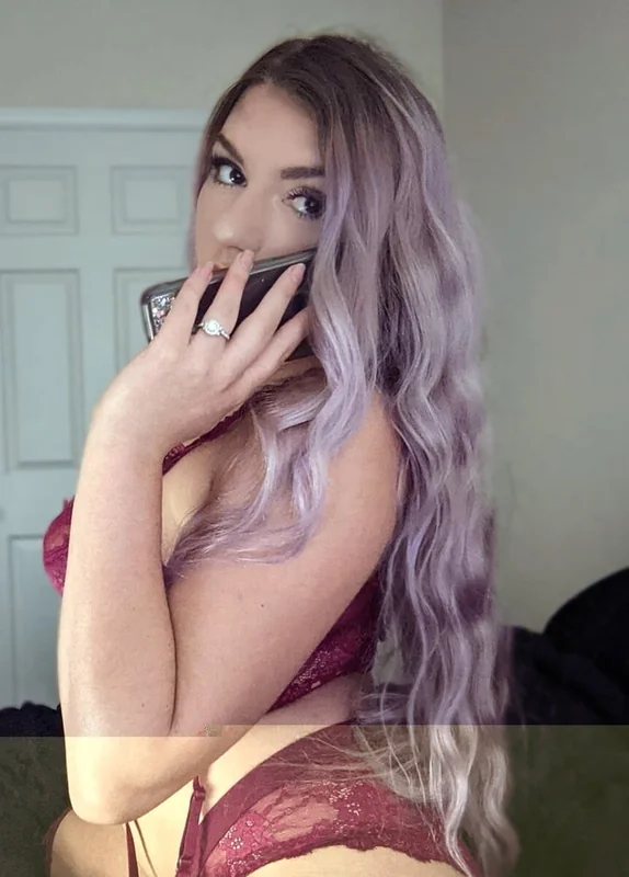Xcharlottex OnlyFans creator with grey hair