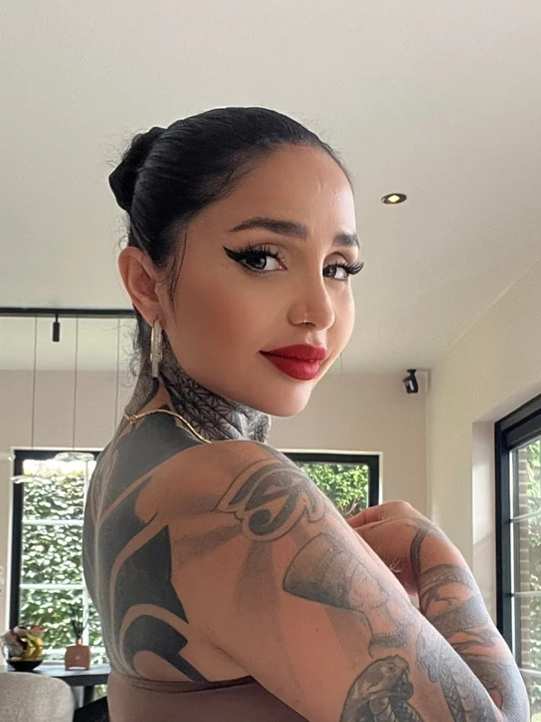xomisscleo OnlyFans profile