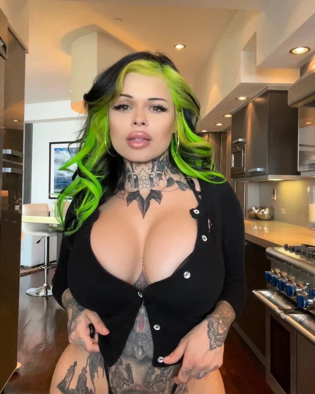 Karen - OnlyFans Creator Profile Picture